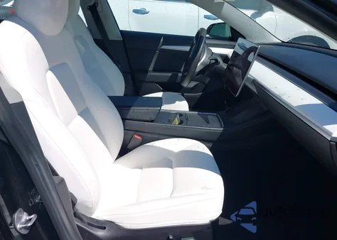 2021 Tesla Model 3 Standard Range Plus Rear-Wheel Drive from USA, damaged, VIN 5YJ3E1EA7MF084492